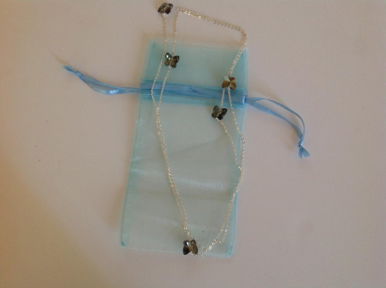 Sautoir avec papillon MM à 33€