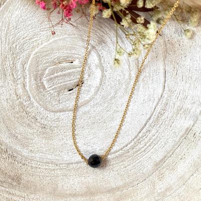 Collier boule noire en cristal