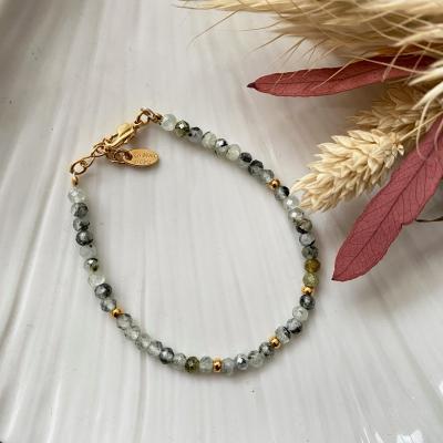 Bracelet avec perles naturelles